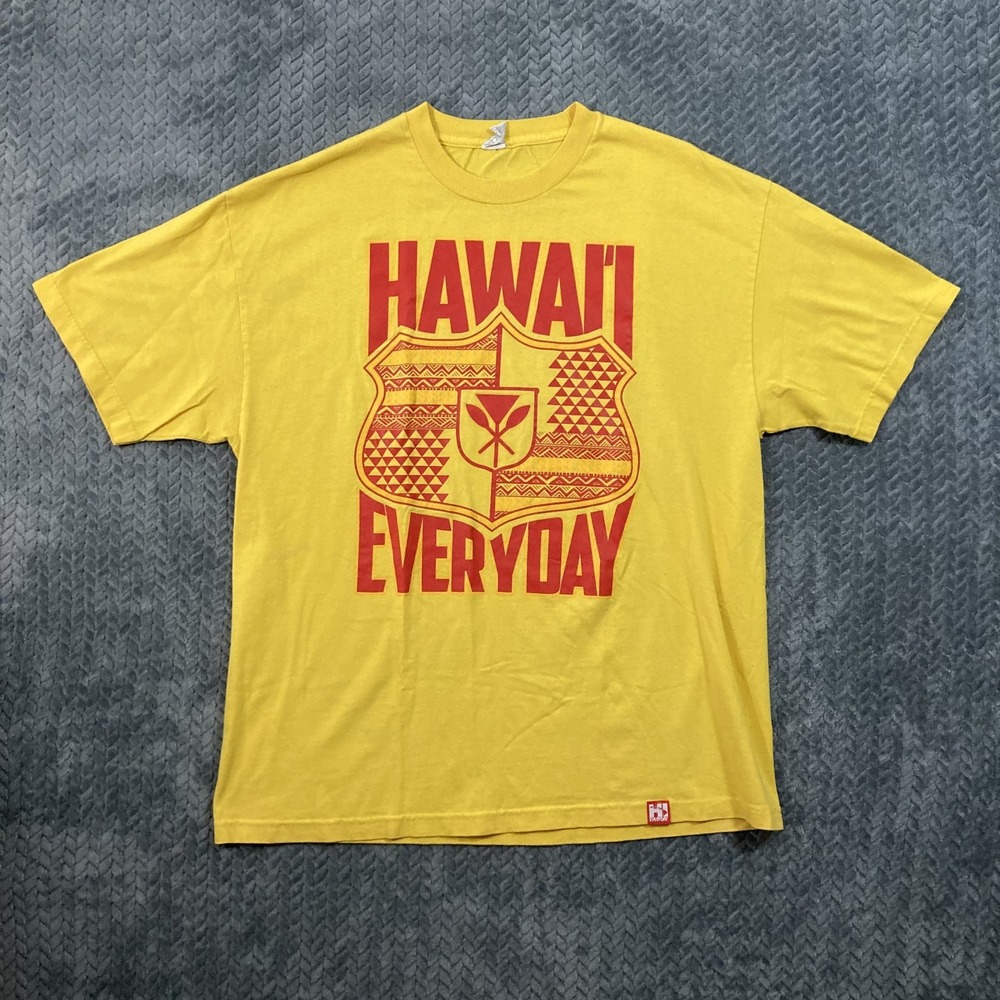 Port & Company T-Shirt Men XL Hawaii Everyday Kanaka Maoli Yellow Graphic